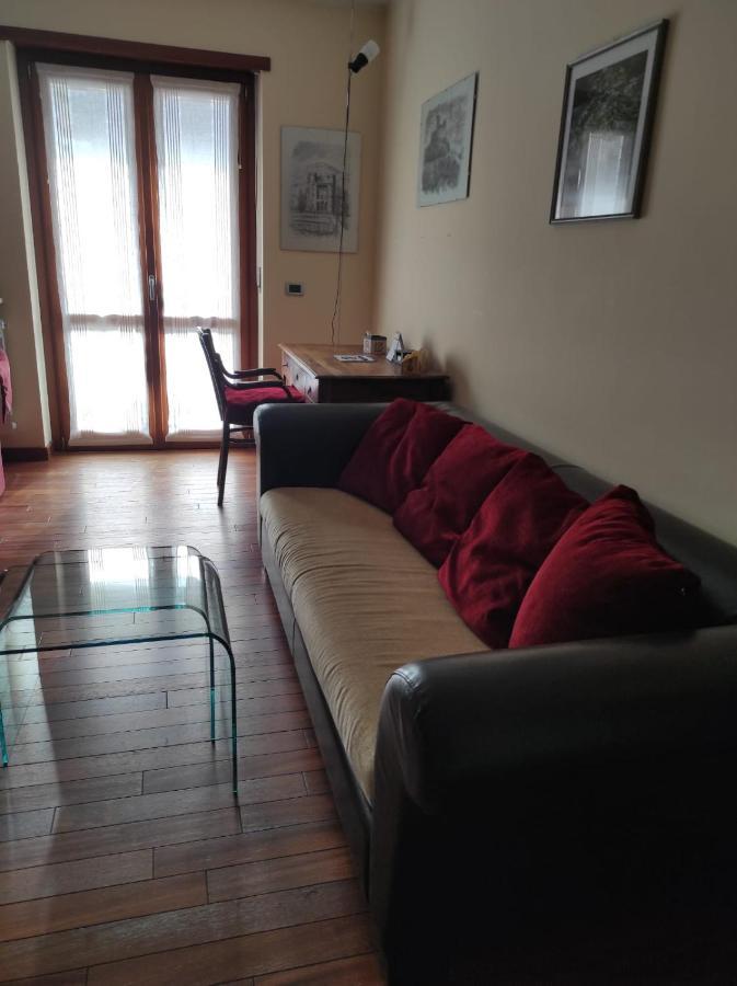 A Casa Di Nina Aosta Exterior foto